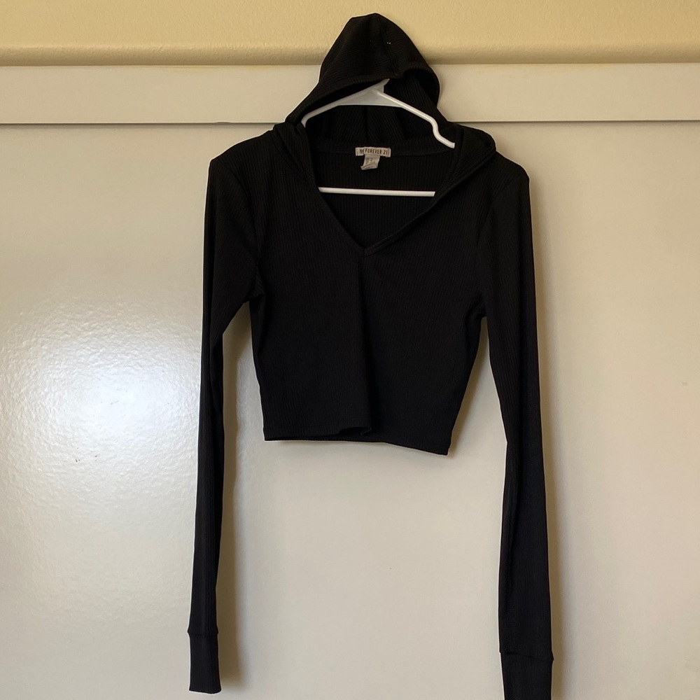 Black Ribbed Hooded Long-Sleeve Crop Top